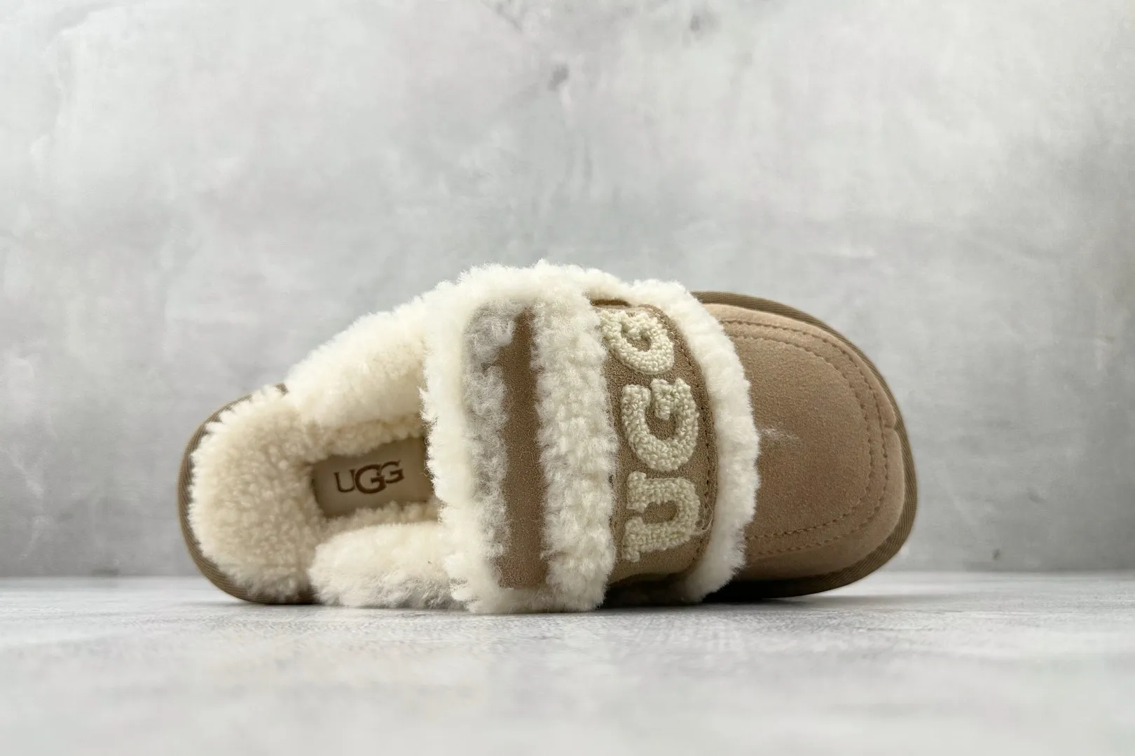 🐲💰 520 Terminal Store UGG W Classic Disquette Sand Color Item Number: 1115059-SNDB Size: 35 36 36.5 37.5 38 38.5 39 40